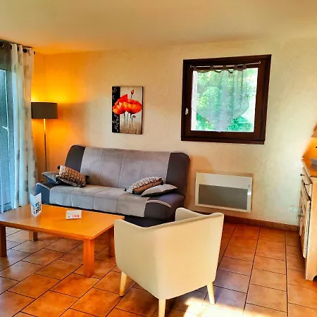 Rivière&cottage 4 étoiles En Auvergne - Cantal Emotions - Auvergne Valette