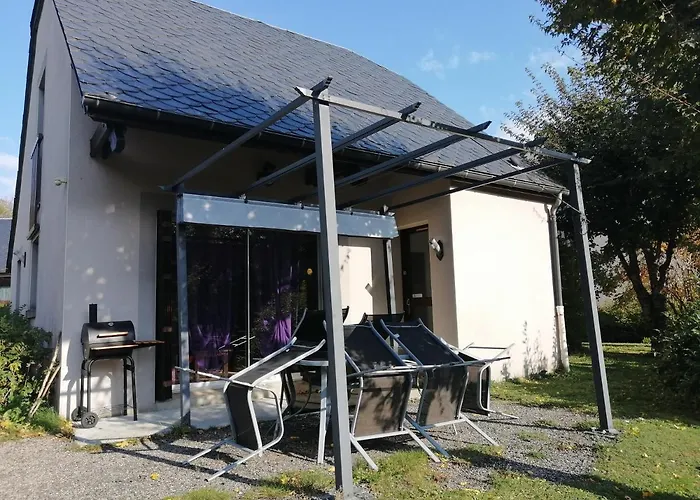 Riviere & 4 Etoiles En Auvergne - Cantal Auvergne - & Riom Pr Дом отдыха