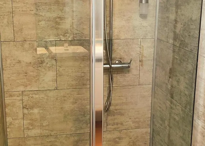 Riviere & 4 Etoiles En Auvergne - Cantal Auvergne - & Riom Pr Дом отдыха Valette